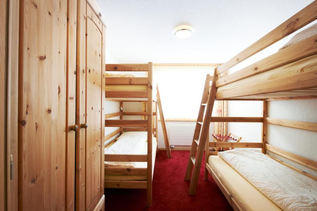 Typically Swiss Hotel Ermitage Kandersteg Rom bilde